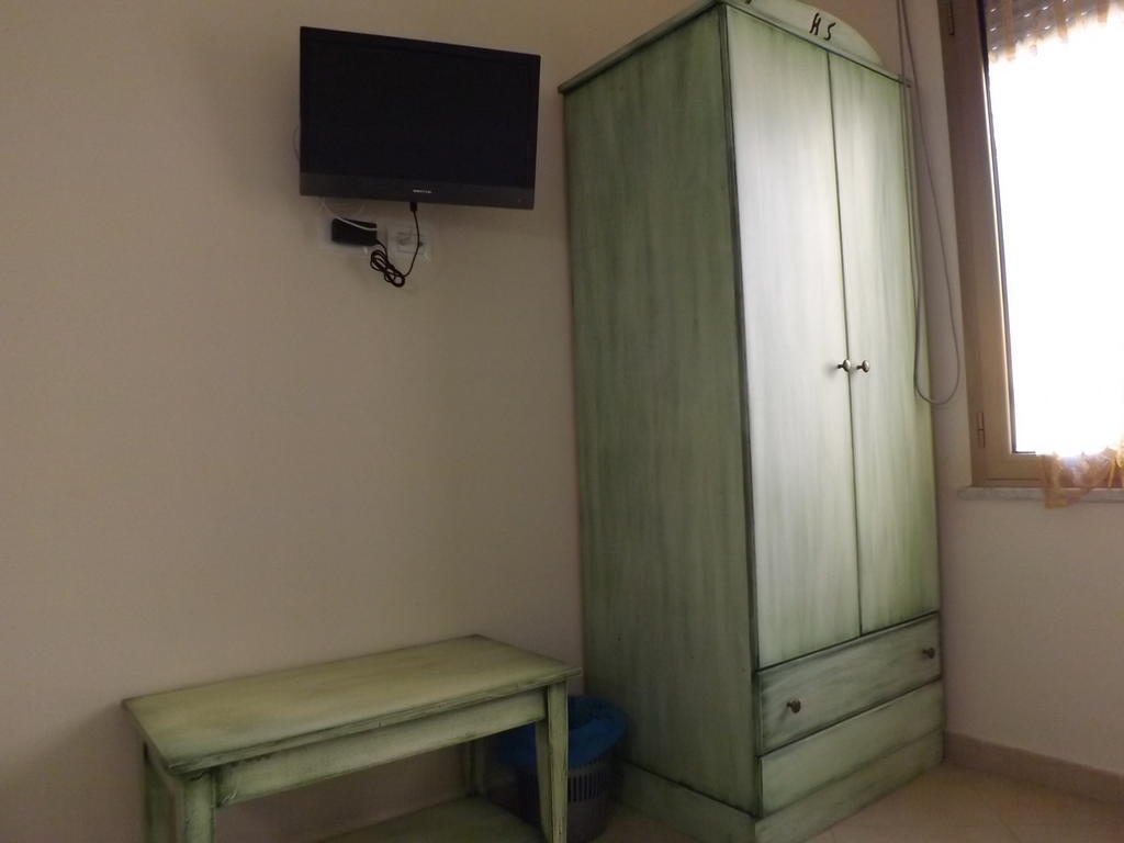 Hotel Sagittario San Sperate Ruang foto