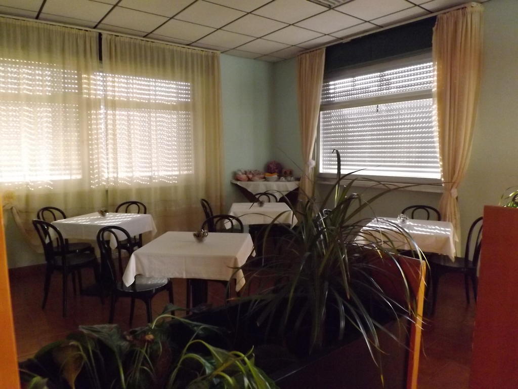 Hotel Sagittario San Sperate Bagian luar foto
