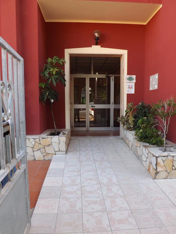 Hotel Sagittario San Sperate Bagian luar foto