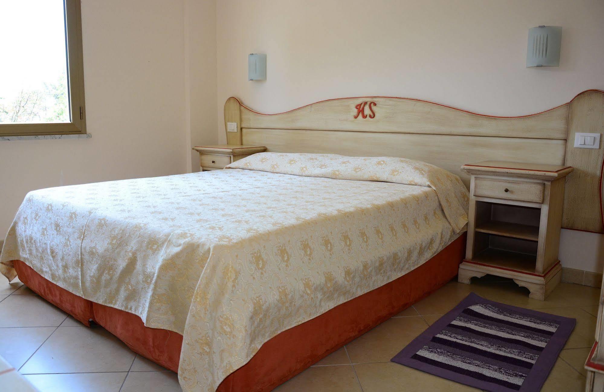 Hotel Sagittario San Sperate Bagian luar foto