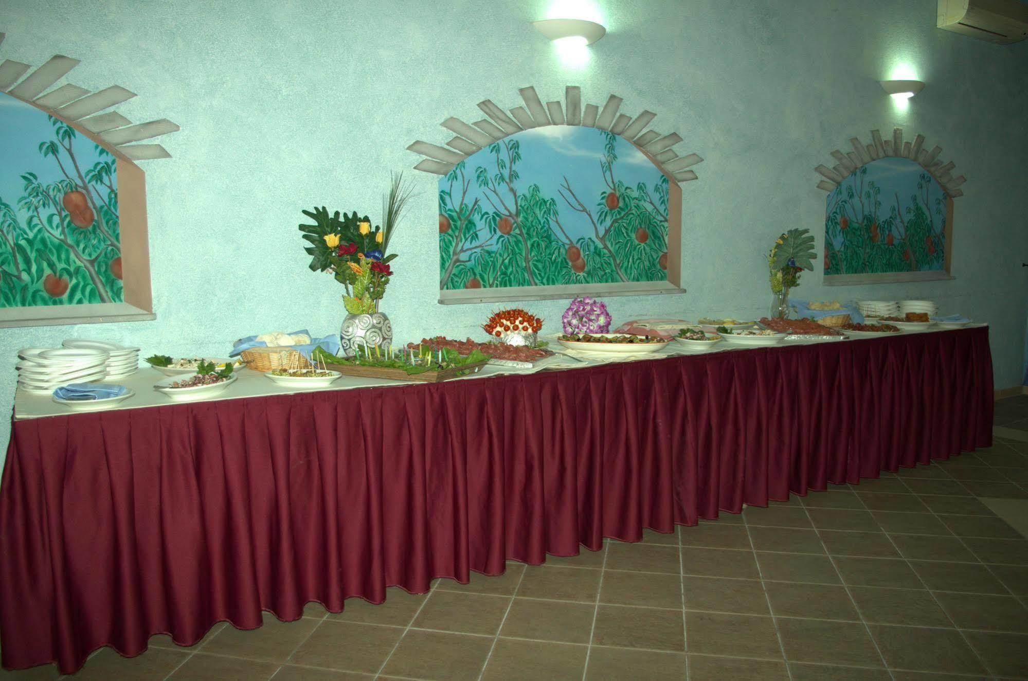 Hotel Sagittario San Sperate Bagian luar foto